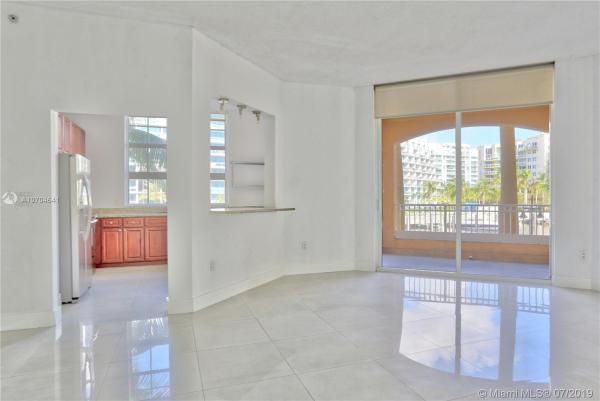 Alaqua, 3001 NE 185th St #211, Aventura, Florida 33180, image 2