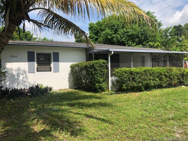 Norwood, 19220 NW 7th Ave, Miami Gardens, Florida 33169, image 2