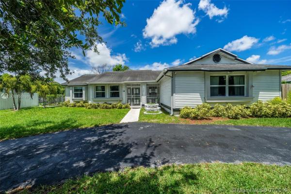 Kings Grant East, 15424 SW 147th Ave, Kendall West, Florida 33187, image 2