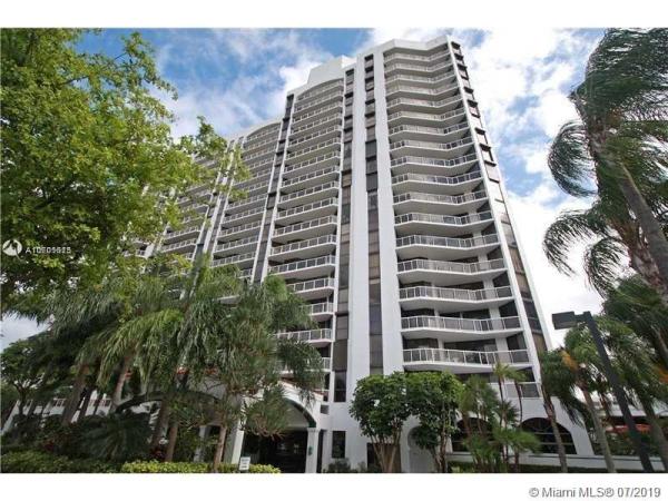 Harborside At The Waterways, 3640 Yacht Club Dr #307, Aventura, Florida 33180, image 2