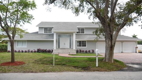 Robin's Run West, 15026 SW 148th St, Country Walk, Florida 33196, image 2