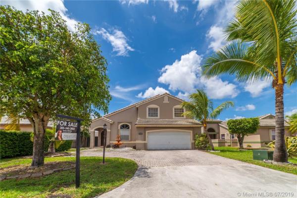 15971 SW 73rd St, Unincorporated Dade County, Florida 33193, image 2