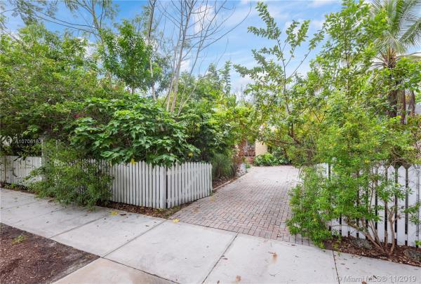 Cambridge Lawns, 6242 Miller Dr, South Miami, Florida 33155, image 2