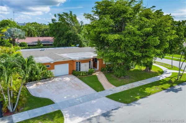 Kendale, 10501 SW 93rd Ter, Kendall, Florida 33176, image 2