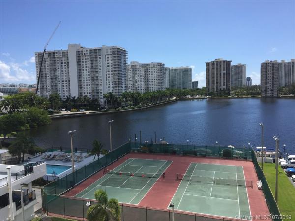 Commodore Plaza Tower, 2750 NE 183rd St #611, Aventura, Florida 33160, image 2