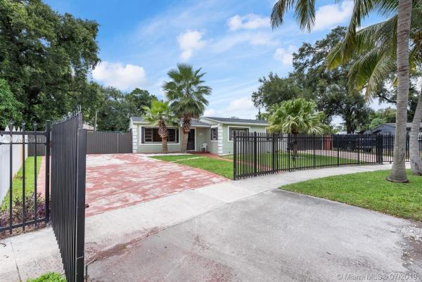 Westwood Manor Estates, 2531 NW 170th St, Miami Gardens, Florida 33056, image 2