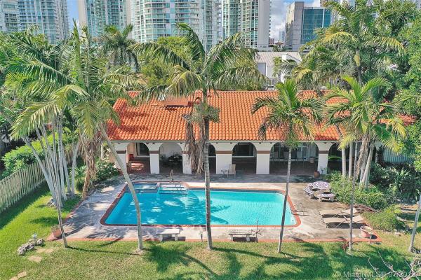 Atlantic Isle, 200 Atlantic Isle, Sunny Isles Beach, Florida 33160, image 2