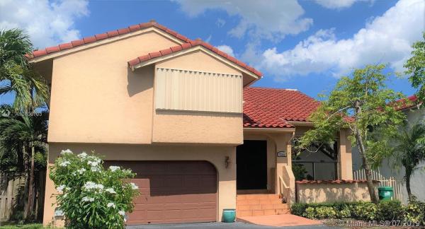 Pueblo Del Sol, 7147 SW 103rd Ct Cir, Sunset, Florida 33173, image 2