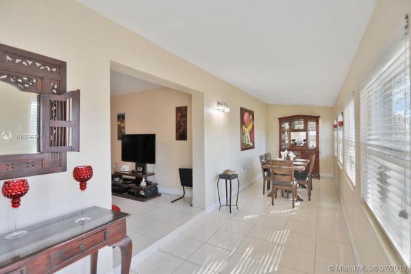 Dixie Heights Gardens, 10201 SW 176th St, West Perrine, Florida 33157, image 2