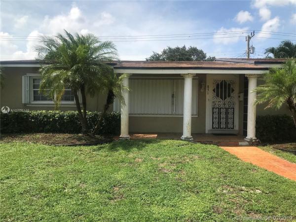 Scott Lake Manor, 851 NW 179TH ST, Miami Gardens, Florida 33169, image 1