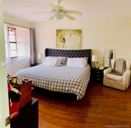 Snapper Creek Townhouses, 11208 SW 67th Ter, Kendall, Florida 33173, image 2