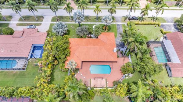 Kendall East, 10125 SW 72nd Ave, Pinecrest, Florida 33156, image 2