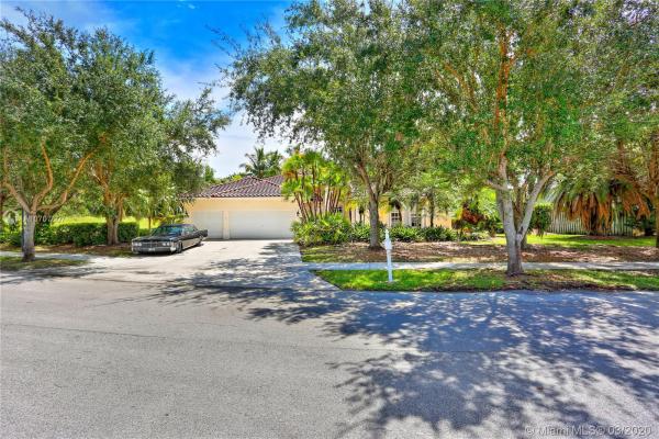 Fairways At Keys Gate, 2505 Fairways Dr, Homestead, Florida 33035, image 2