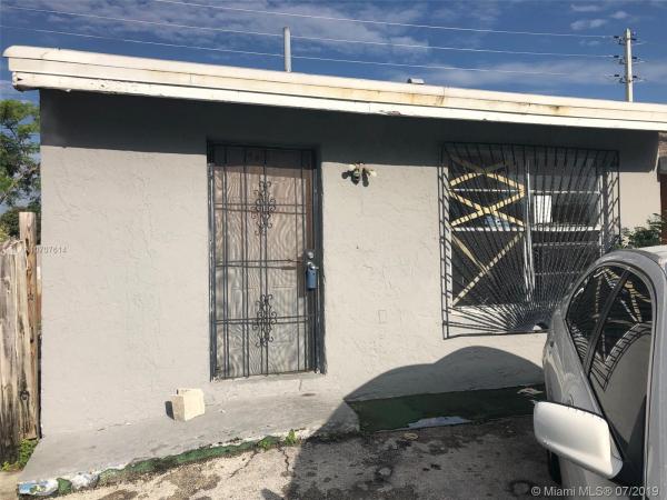 Kings Gardens, 19014 NW 46th Ave #19014, Miami Gardens, Florida 33055, image 2