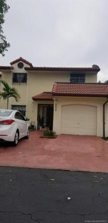 Townhomes Of Country Lake, 6624 NW 188th Ln #6624, Country Club, Florida 33015, image 2
