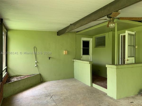 Tropical Fruit Groves, 14455 SW 256th St, Country Walk, Florida 33032, image 2