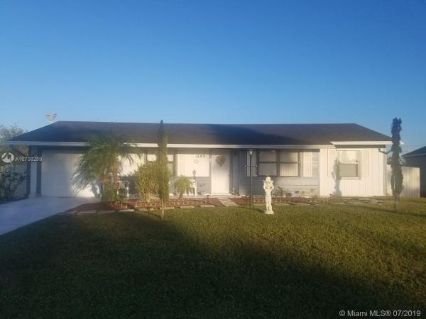 1899 SE Sandia Dr, Florida 34983, image 2