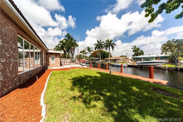 South New River Isles, 933 Mandarin Isle, Fort Lauderdale, Florida 33315, image 2