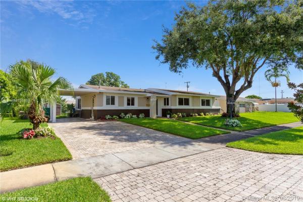 Norwood, 1265 NW 196th Ter, Miami Gardens, Florida 33169, image 2