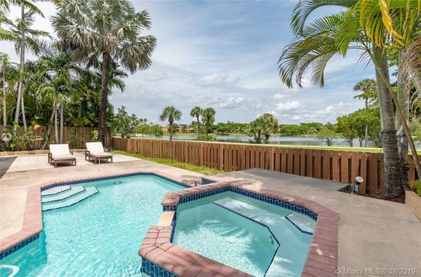 Paseos 2, 15995 SW 109th St, The Hammocks, Florida 33196, image 2