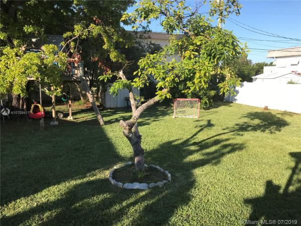 St James Park, Hollywood, Florida 33020, image 2