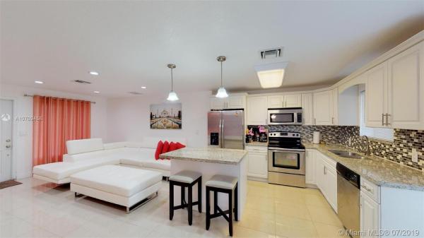 Miramar Residential, 7021 SW 25th St, Miramar, Florida 33023, image 2