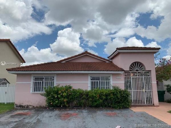 Berkshire West, 9184 NW 111th Ter, Hialeah Gardens, Florida 33018, image 2