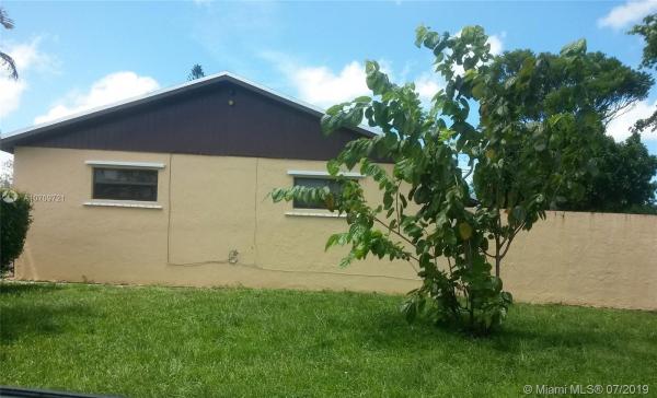Leslie Estates, 3001 NW 204th Ter, Miami Gardens, Florida 33056, image 2