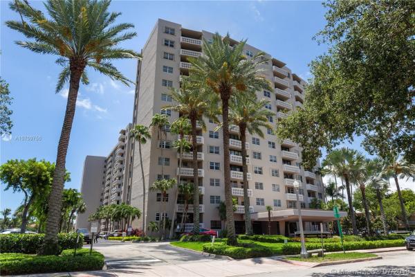 Gables Waterway Towers, 90 Edgewater Dr #307, Coral Gables, Florida 33133, image 2