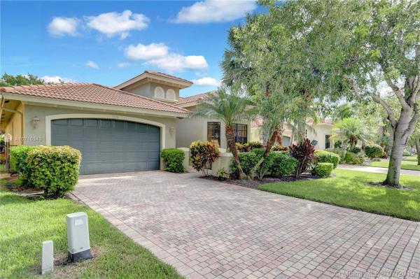 Tivoli Lakes, 7110 Boscanni Dr, Boynton Beach, Florida 33437, image 2