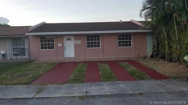 Royale Green, 13033 SW 44th Ln, Kendale Lakes, Florida 33175, image 2