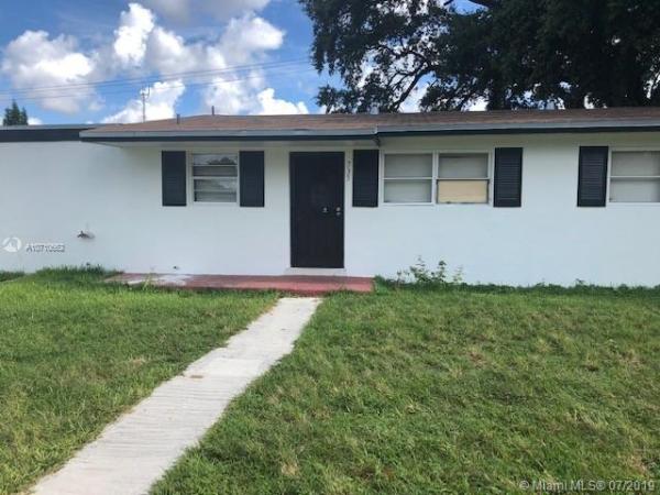 Sierra Mirada, 735 NW 199th St, Miami Gardens, Florida 33169, image 2