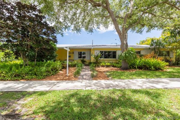 Pine Acres, 11825 SW 107th Ave, Kendall, Florida 33176, image 2