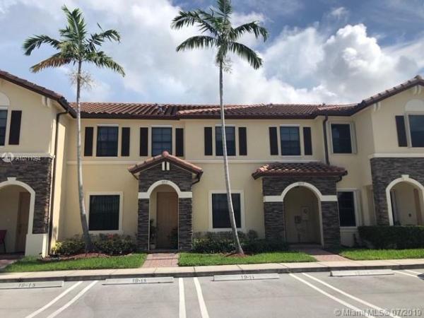 Martinique At Oasis, 3211 SE 6th St, Homestead, Florida 33033, image 2