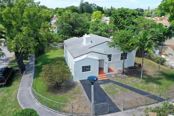 Durham Village, 1061 NW 42nd St, Miami, Florida 33127, image 2