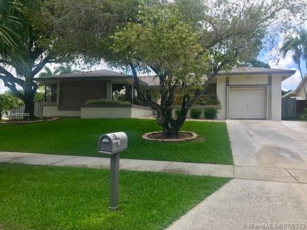 Old Cutler Common, 9765 SW 215th Ln, Cutler Bay, Florida 33189, image 2