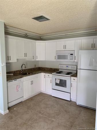 Sierra Woods, 2634 Ida Way #9B, West Palm Beach, Florida 33415, image 2