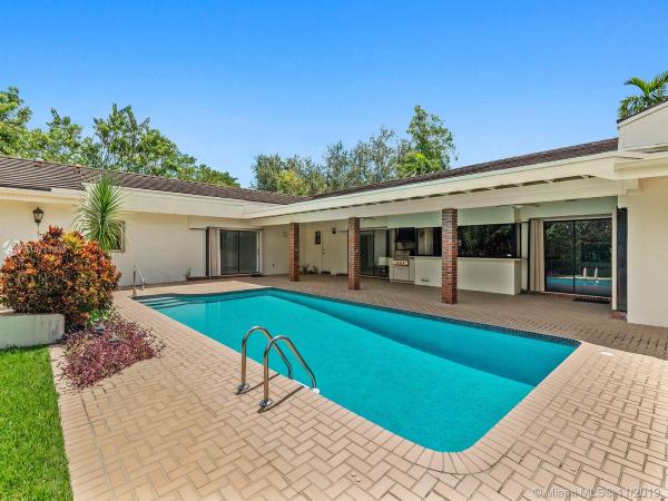 Pine Bay Estates, 5825 SW 119th St, Coral Gables, Florida 33156, image 2