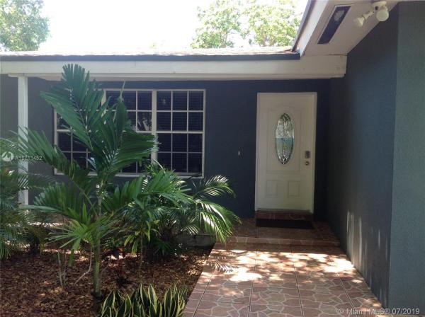 Stanley Manors, 1730 NE 140th St, North Miami, Florida 33181, image 2