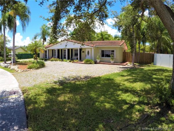 Bel Aire, 18572 SW 89th Pl, Cutler Bay, Florida 33157, image 2