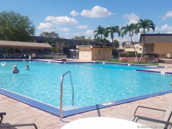 Villas At Carriage Hills, 120 Essex Rd #2-35, Hollywood, Florida 33024, image 2
