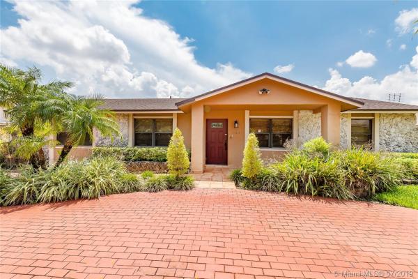 San Sebastian Lake, 13412 SW 43rd Ln, Kendale Lakes, Florida 33175, image 2