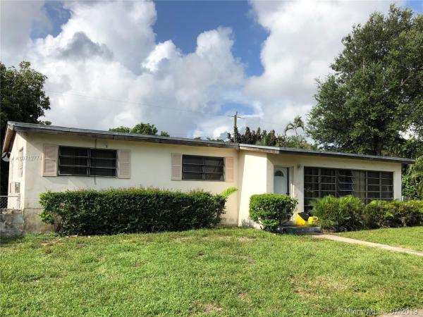 Highland Manor, 670 NE 178th St, North Miami Beach, Florida 33162, image 2