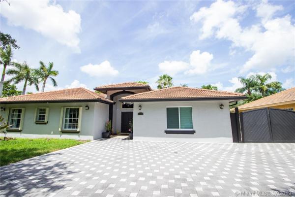Garden Hills, 10103 SW 157th Ct, The Hammocks, Florida 33196, image 2