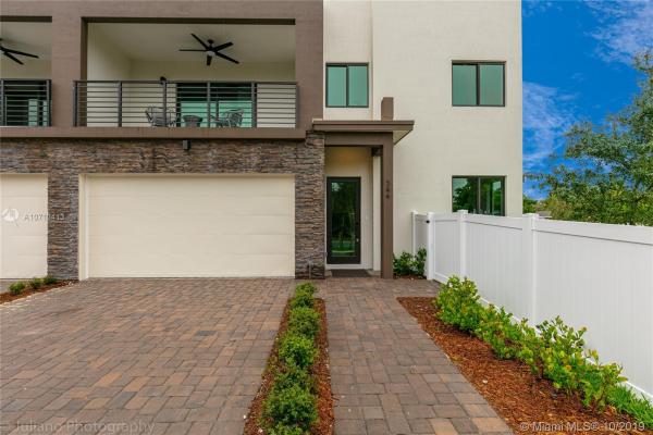 345 SW 16th Ct, Fort Lauderdale, Florida 33315, image 2