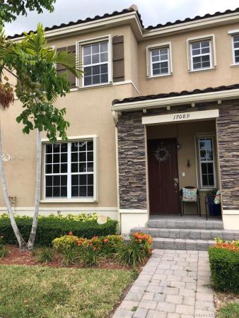 Kendall Commons Townhomes, 17089 SW 94th Way #17089, The Hammocks, Florida 33196, image 2