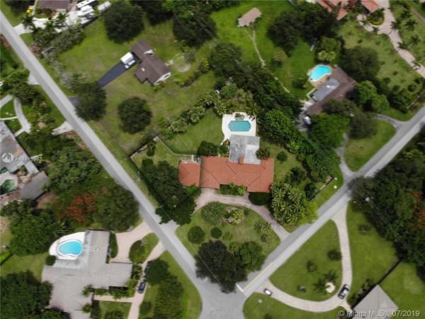 The Falls, 9875 SW 138th St, Kendall, Florida 33176, image 2