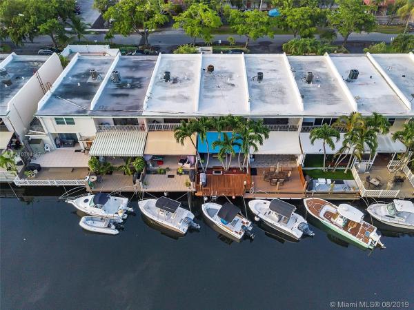 Lago Verde Villas, 3805 NE 170th St #A-6, North Miami Beach, Florida 33160, image 2
