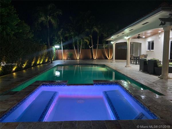 Tamiami Lakes, 13310 SW 20th St, Tamiami, Florida 33175, image 2