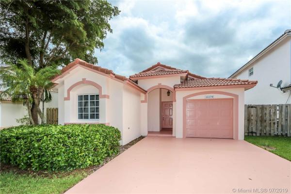Brighton's Meadow Trace, 14170 SW 151st Ave, Country Walk, Florida 33196, image 2